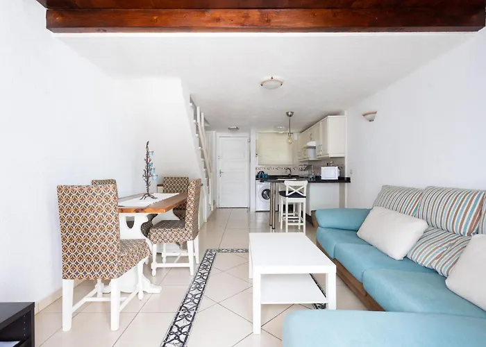 Appartamento Home2book Americas & Pool