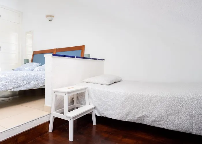 Home2book Americas & Pool Appartamento *