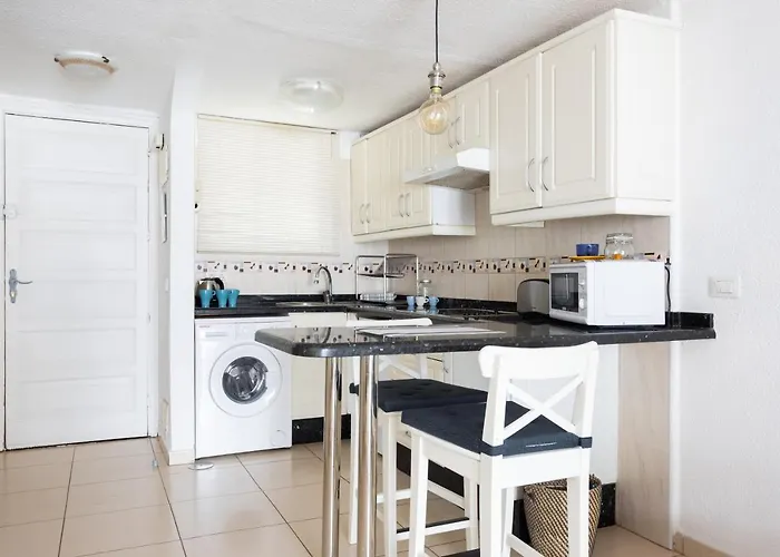 Home2book Americas & Pool Апартаменты *